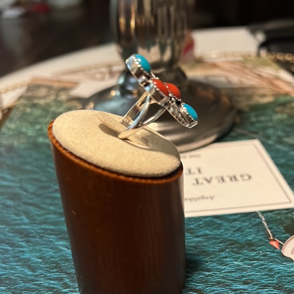 DE signed Navajo 1970’s double coral and double turquoise 925 ring. - Picture 3 of 8